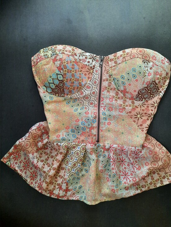 American Rag Tops - 🍑Peaches & Patches!🍑American Rag Multi-Print Strapless Peplum Bustier Top